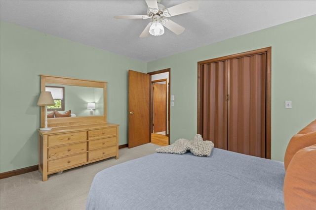 147 Browns Trace, Jericho, VT 05465