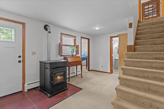 147 Browns Trace, Jericho, VT 05465
