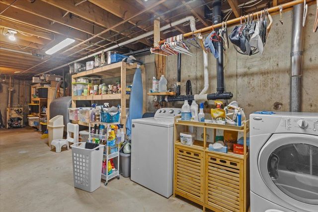 147 Browns Trace, Jericho, VT 05465