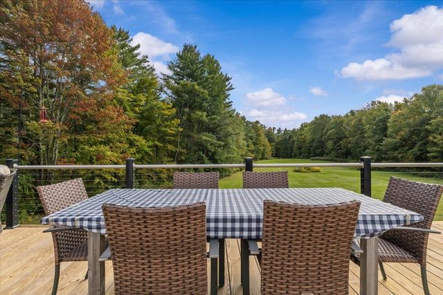 147 Browns Trace, Jericho, VT 05465