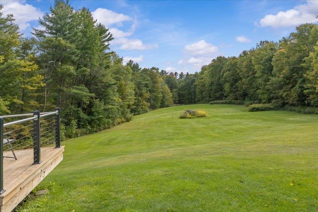 147 Browns Trace, Jericho, VT 05465