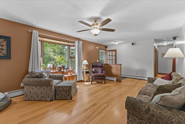 147 Browns Trace, Jericho, VT 05465