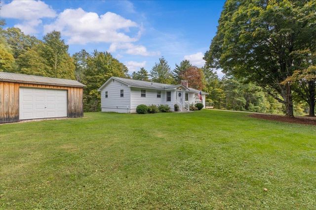 147 Browns Trace, Jericho, VT 05465