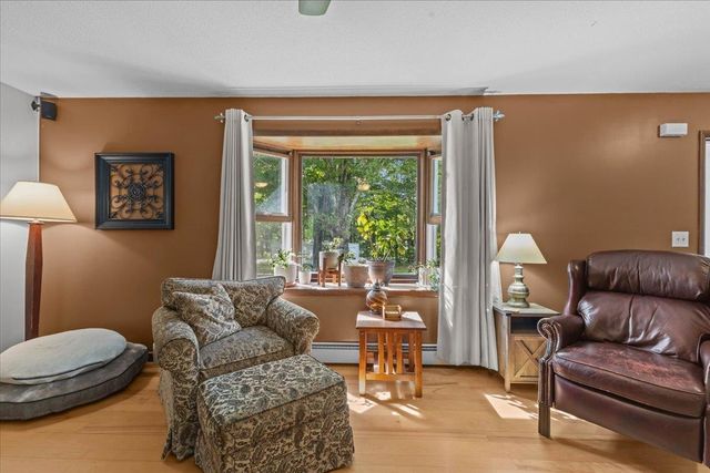 147 Browns Trace, Jericho, VT 05465