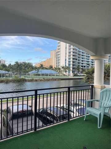 3215 NE 184th Street 14203, Aventura, FL 33160