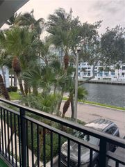 3215 NE 184th Street 14203, Aventura, FL 33160