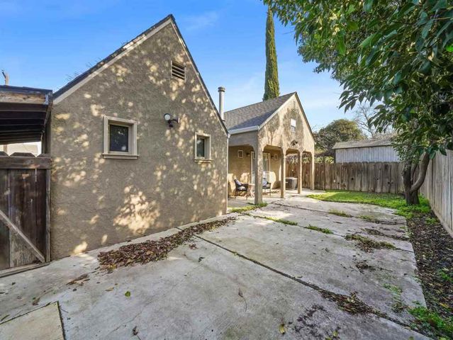 262 262 W Lowell Ave, Tracy, CA 95376