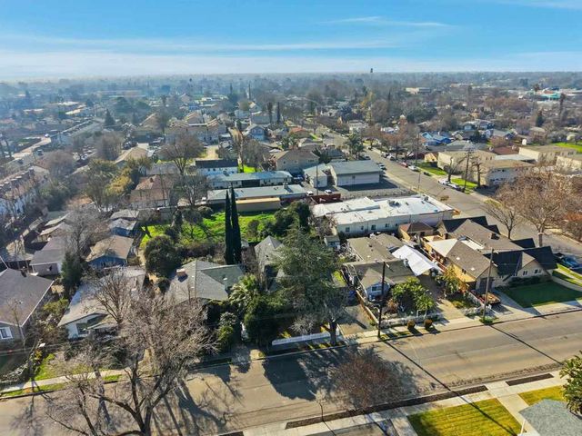 262 262 W Lowell Ave, Tracy, CA 95376