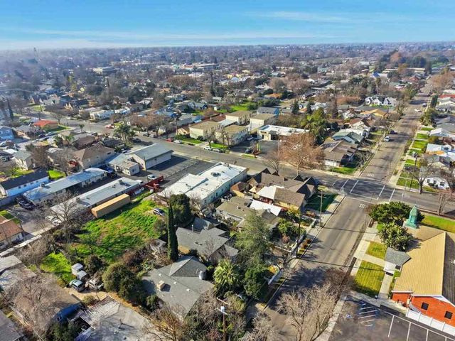 262 262 W Lowell Ave, Tracy, CA 95376