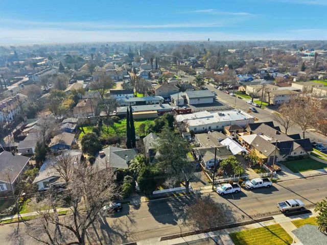 262 262 W Lowell Ave, Tracy, CA 95376