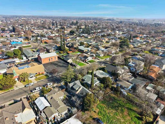 262 262 W Lowell Ave, Tracy, CA 95376