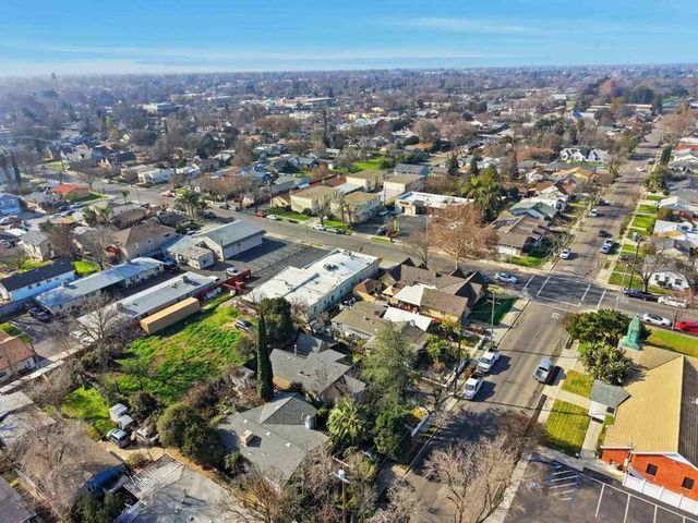 262 262 W Lowell Ave, Tracy, CA 95376