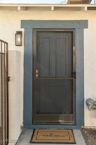 3930 Calle Esquina, Las Vegas, NV 89103