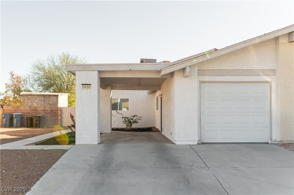 3930 Calle Esquina, Las Vegas, NV 89103