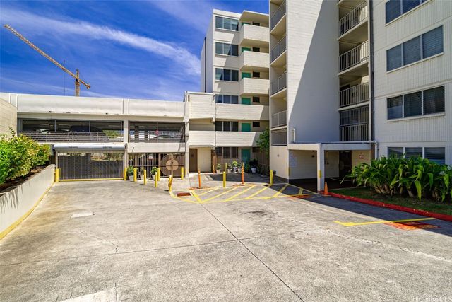 1555 Pohaku Street A503, Honolulu, HI 96817