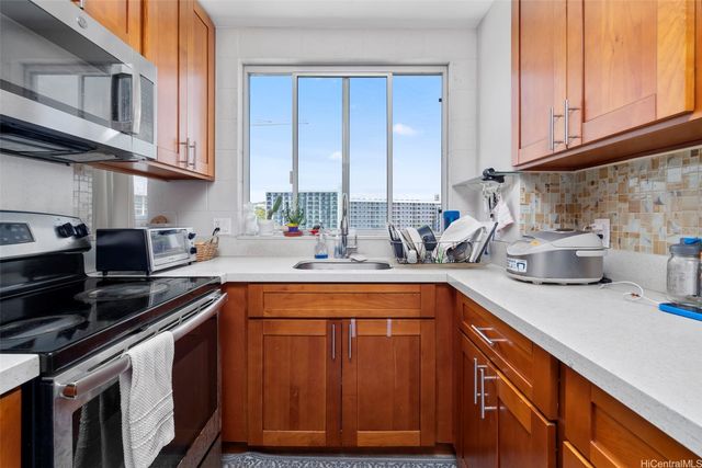 1555 Pohaku Street A503, Honolulu, HI 96817