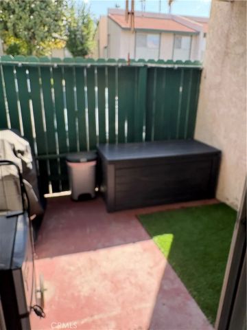 2255 Cahuilla 49, Colton, CA 92324