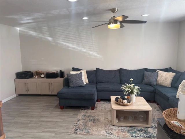 2255 Cahuilla 49, Colton, CA 92324