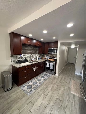2255 Cahuilla 49, Colton, CA 92324