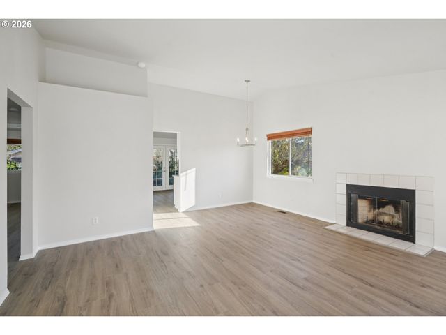 4390 Sw 196TH Ave, Beaverton, OR 97078