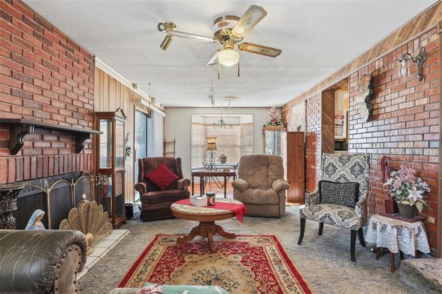 616 Kingston Drive, Yukon, OK 73099