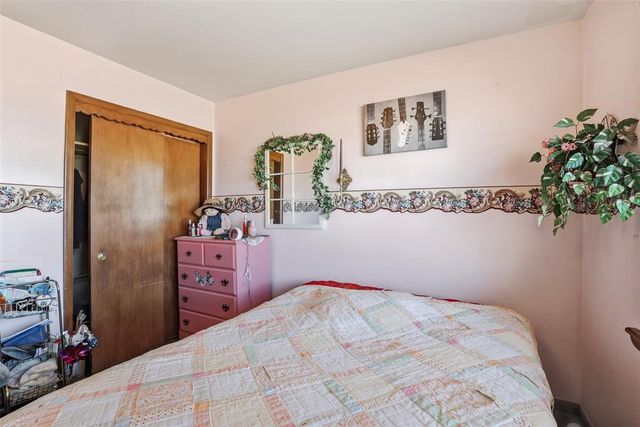 616 Kingston Drive, Yukon, OK 73099