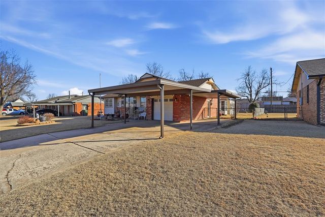 616 Kingston Drive, Yukon, OK 73099