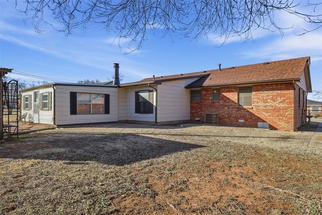 616 Kingston Drive, Yukon, OK 73099