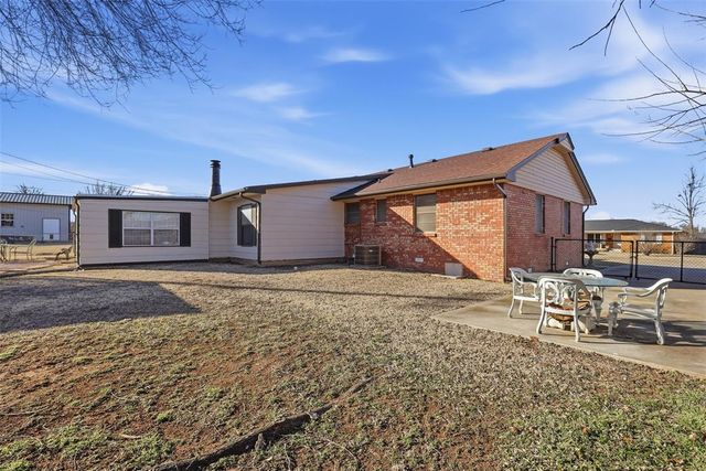 616 Kingston Drive, Yukon, OK 73099