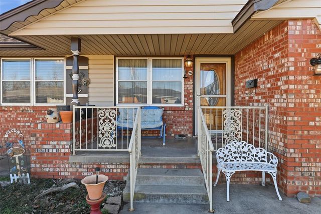 616 Kingston Drive, Yukon, OK 73099