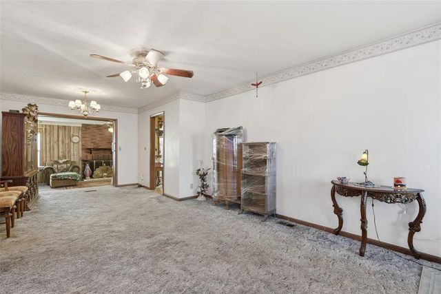 616 Kingston Drive, Yukon, OK 73099