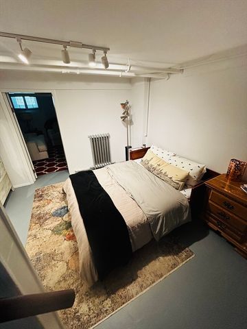 31 Matchett St 1, Boston, MA 02135