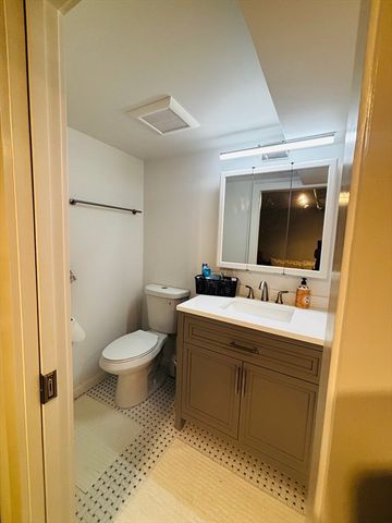 31 Matchett St 1, Boston, MA 02135