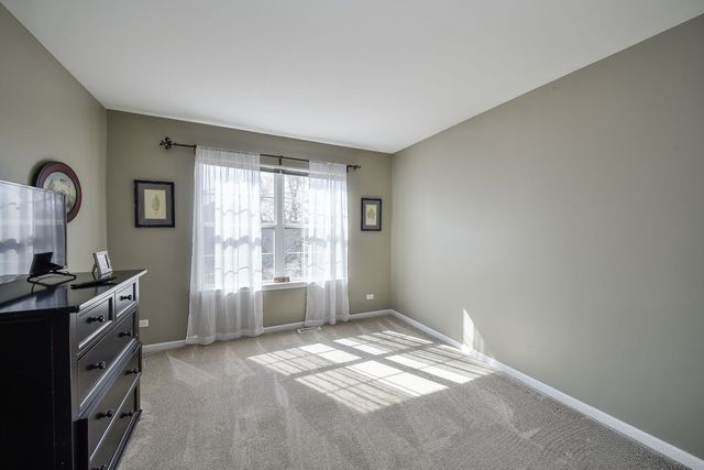 445 Kelly Avenue, Yorkville, IL 60560