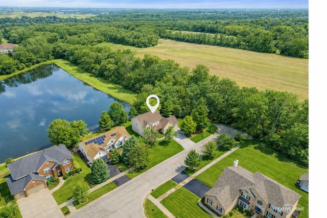 445 Kelly Avenue, Yorkville, IL 60560