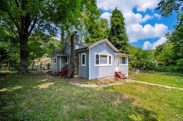 18 Paradise Trail, Monroe, NY 10950