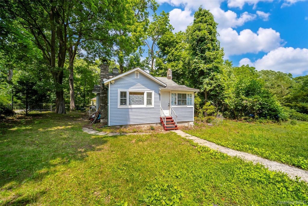 18 Paradise Trail, Monroe, NY 10950 — photo 2