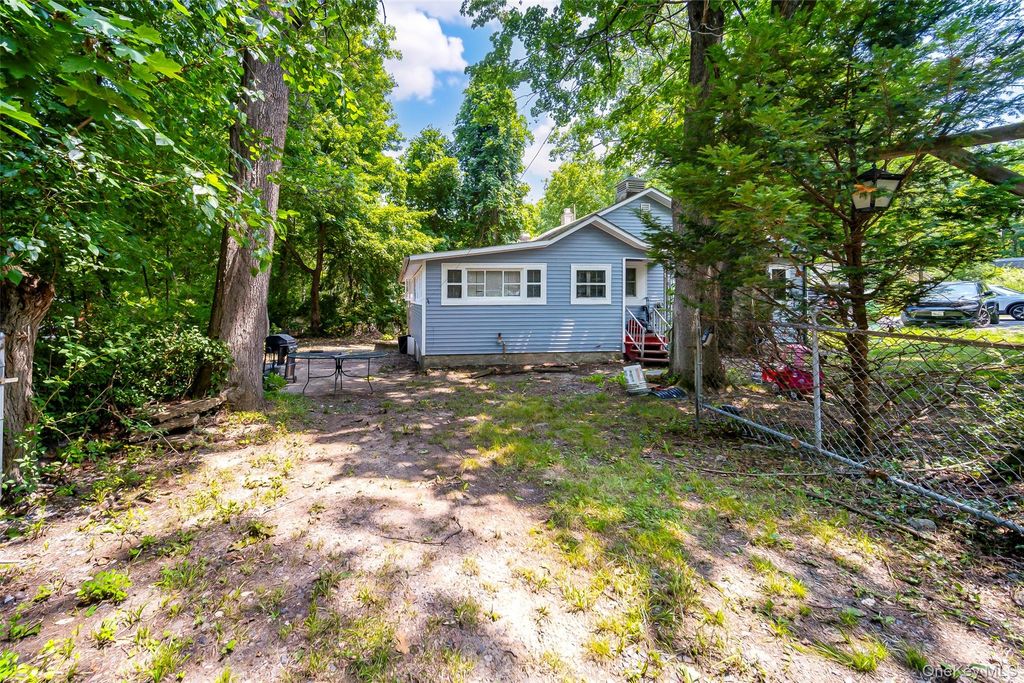 18 Paradise Trail, Monroe, NY 10950 — photo 4