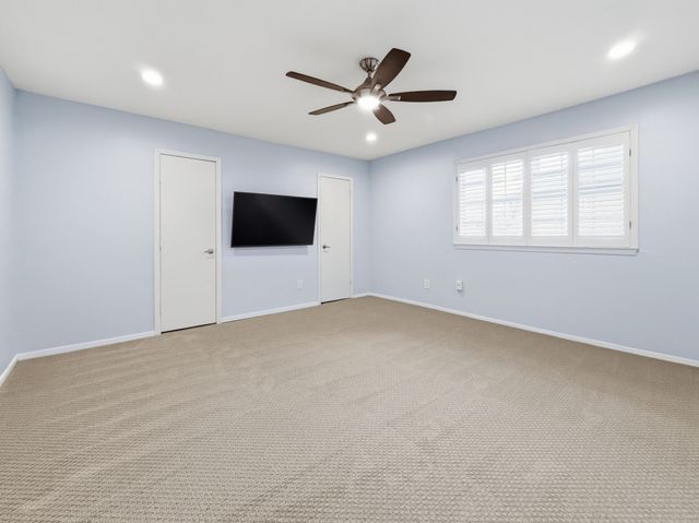 6009 E University Boulevard 131, Dallas, TX 75206