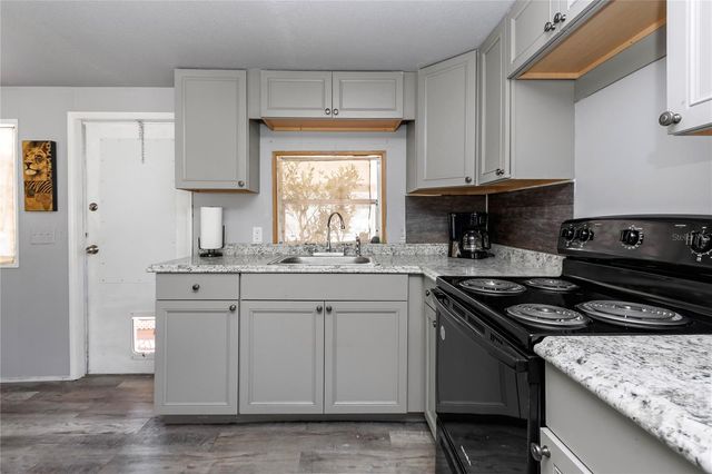 3003 NE 165TH PLACE, Citra, FL 32113