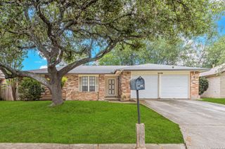 8406 Cactus Creek Dr, San Antonio, TX 78251