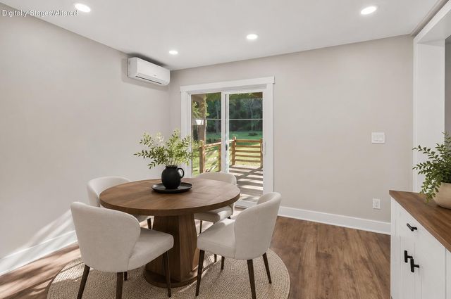 2900 W Lombard Street, Springfield, MO 65802