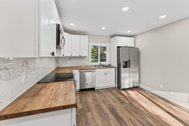 2900 W Lombard Street, Springfield, MO 65802