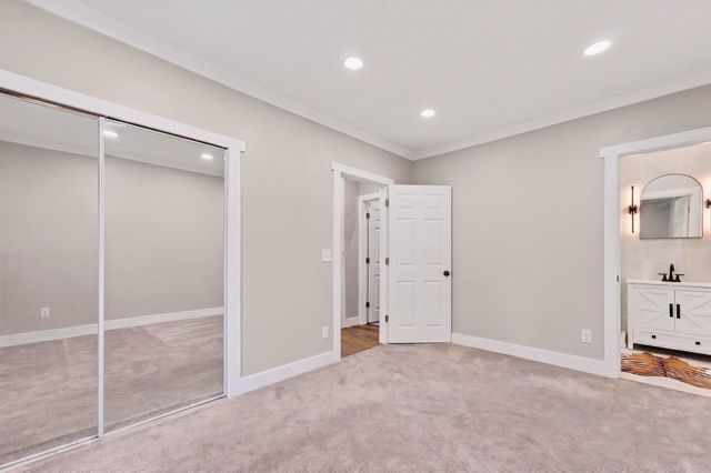 2900 W Lombard Street, Springfield, MO 65802