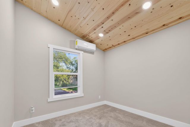 2900 W Lombard Street, Springfield, MO 65802