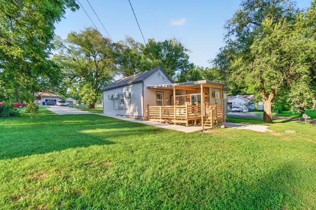 2900 W Lombard Street, Springfield, MO 65802