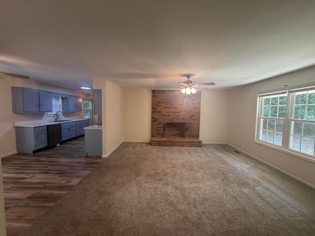 106 Briarwood Drive, Dalton, GA 30720