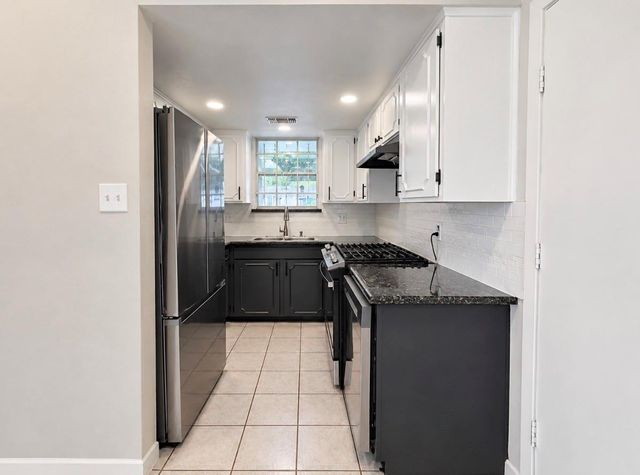 8418 Meadowview Drive 8418, Houston, TX 77037