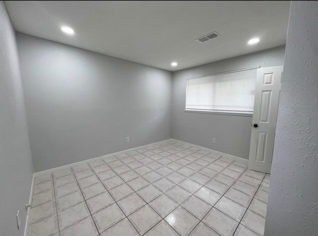 8418 Meadowview Drive 8418, Houston, TX 77037