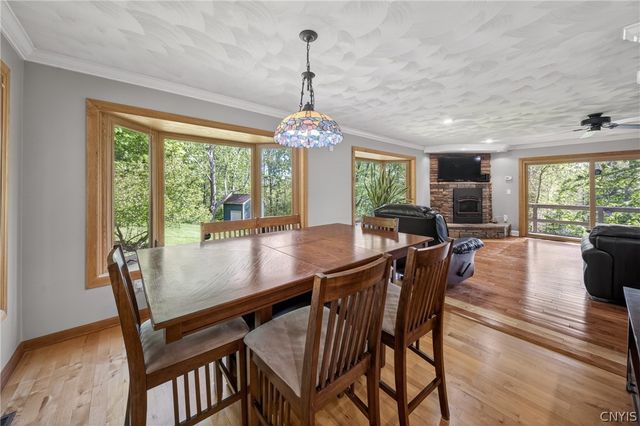 60 Furniss Station Road, Oswego, NY 13126